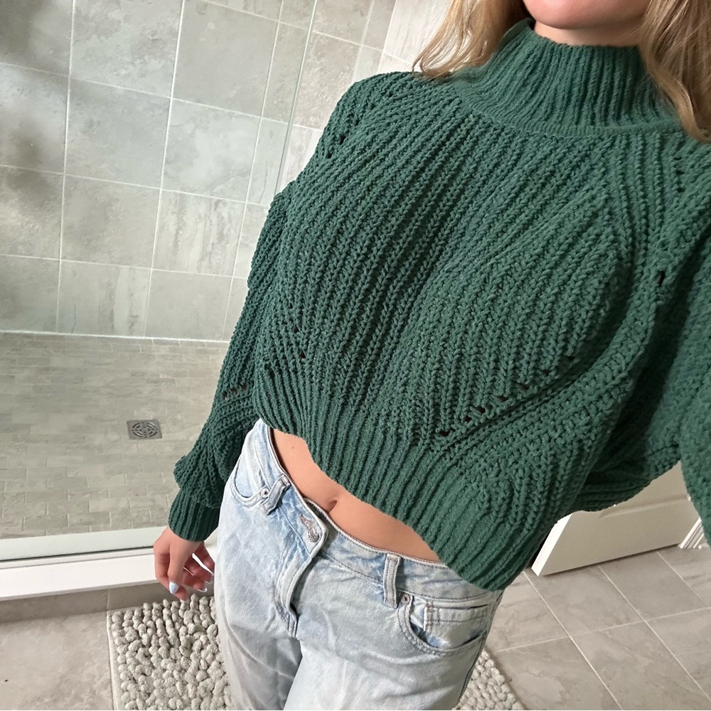 Cropped Green Sweater